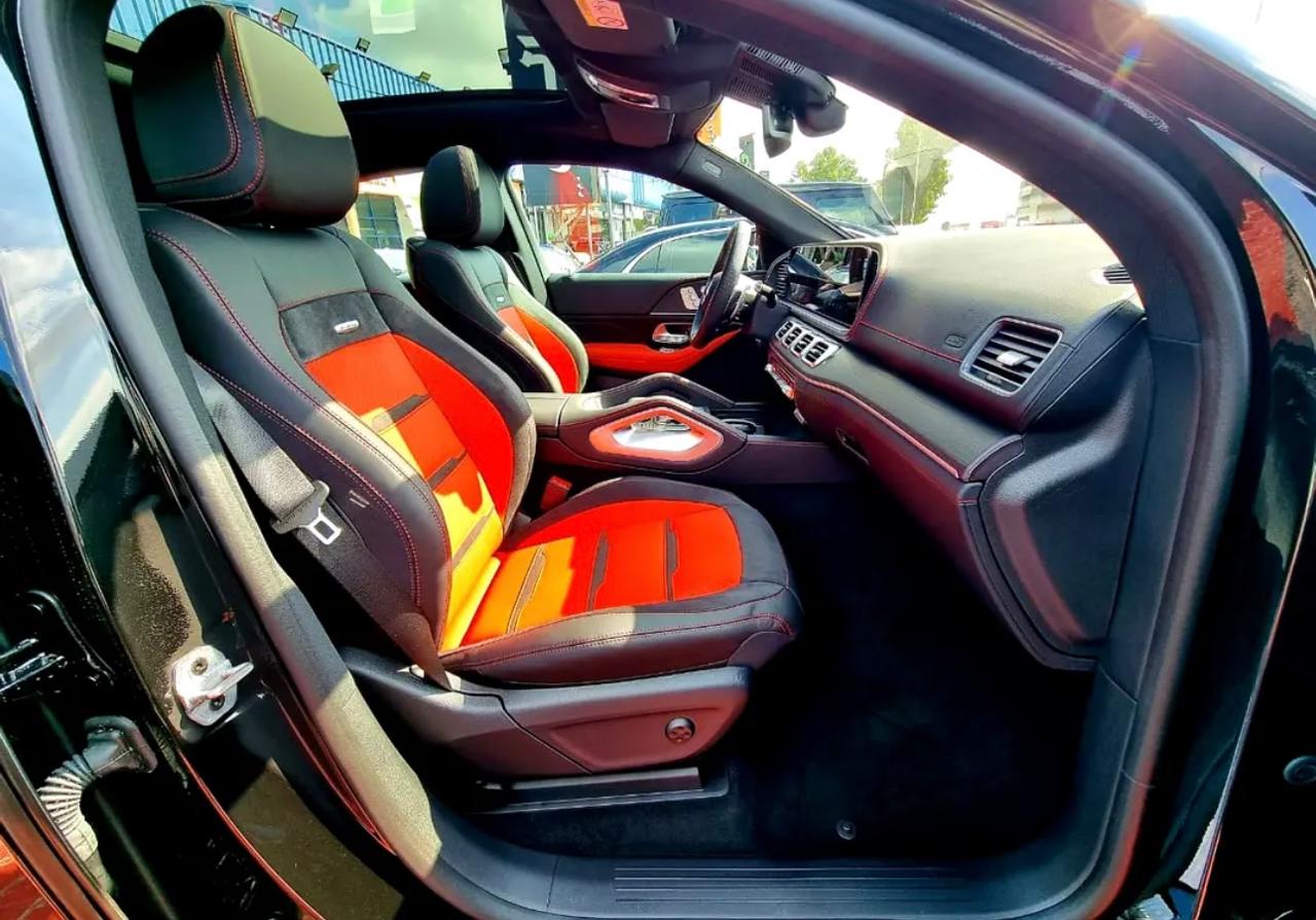 2025 Mercedes-Benz GLE 53 AMG GCC black