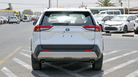 2024 Toyota RAV4 XLE Hybrid White