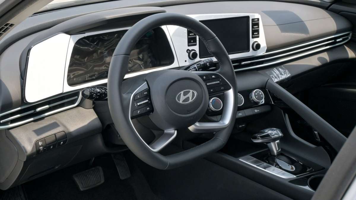 Hyundai Elantra 2024 Full Option