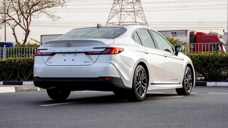 Toyota Camry LE 2025