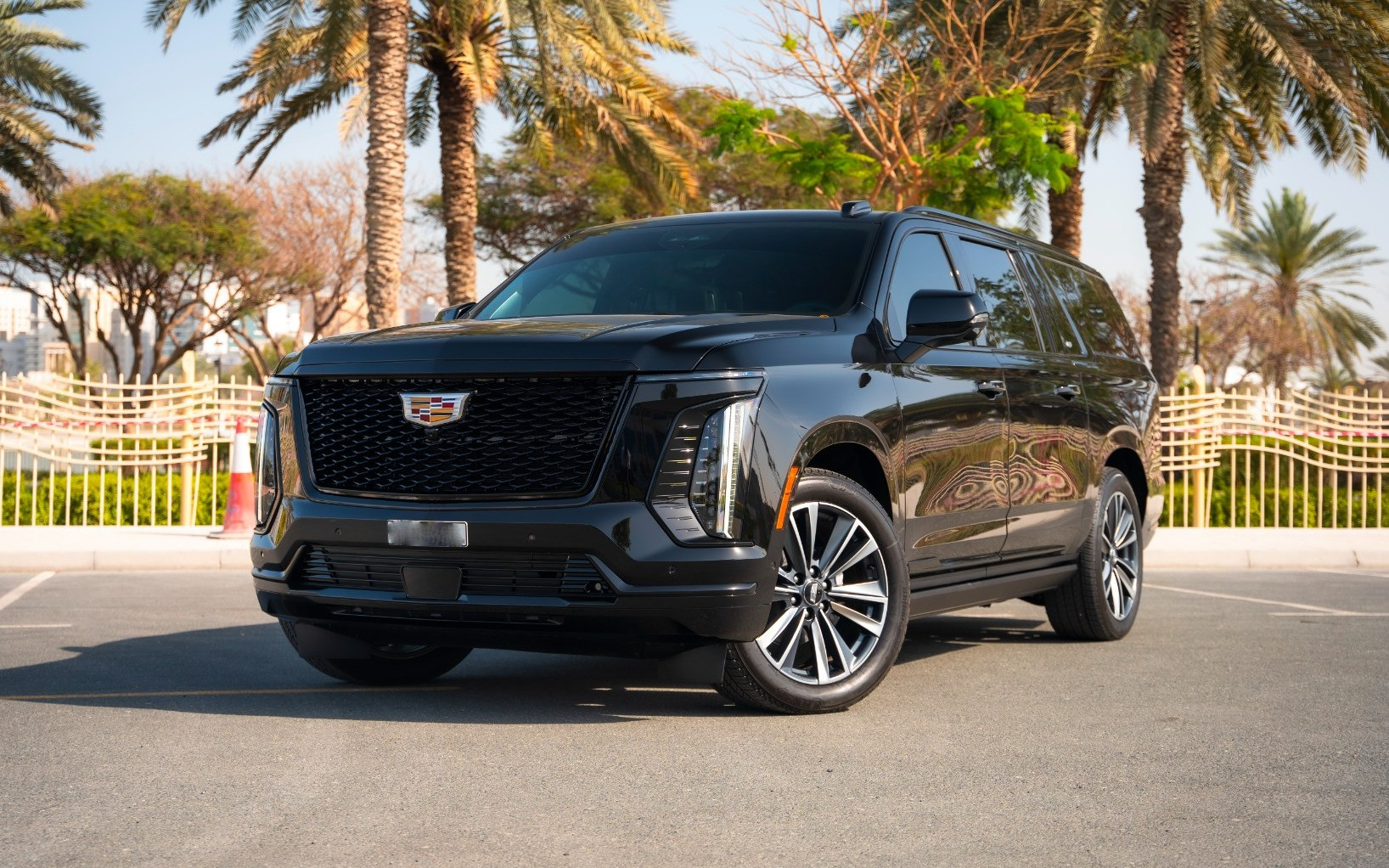 Cadillac Escalade ESV Black 2025  – Full-Size Luxury SUV