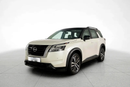Nissan Pathfinder SV 2024 white
