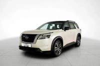 Nissan Pathfinder SV 2024 white