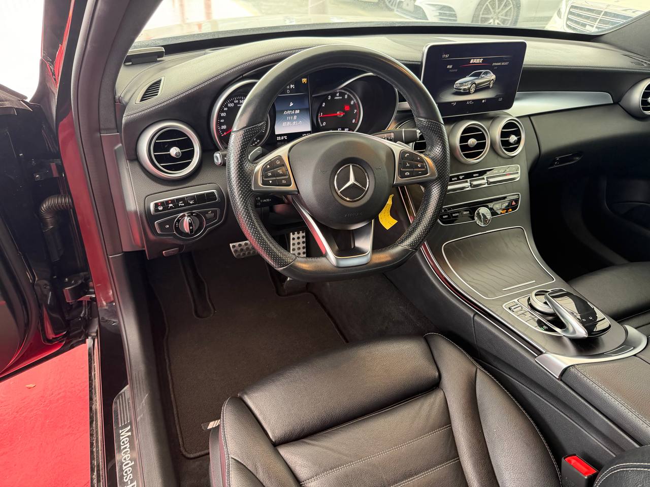 Mercedes-Benz C200 2016 Black